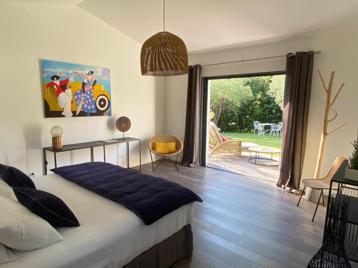Отель A Casa Bianca Сен-Поль-де-Ванс Экстерьер фото